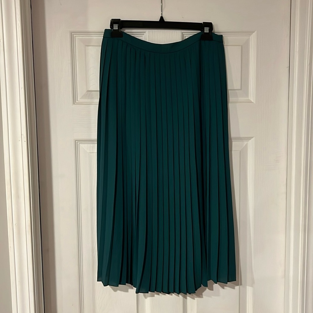 J Crew pleated skirt